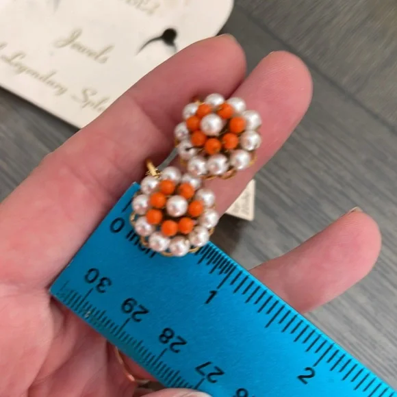 Vintage Hobe Orange and White Beaded Necklace and Clip Earring Set with Tags - Picture 9 of 17